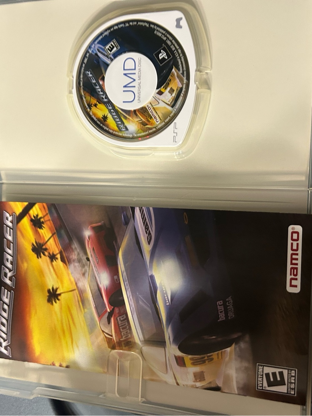 Sony PSP Ridge Racer - Blue & Red Racing Car Cover - Picture 2 of 6